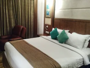 Savoy Suites Greater Noida - Room