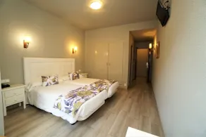 El Pradet - Room