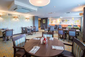 Premier Inn London Kingston Upon Thames - Restaurant
