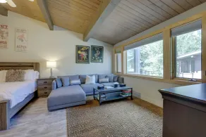 Snowmass Village Retreat Close to Slopes & Trails! - Interior
