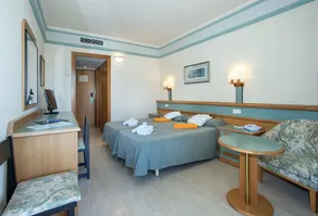 Exagon Park - Room