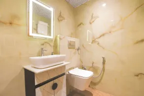 FabHotel Ramhan - Nr Patel Nagar Metro - Casa de banho