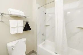 SureStay Studio by Best Western Conroe Downtown - Salle de bain