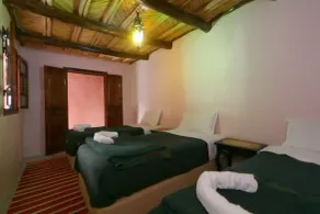 Roches Aremd - Hostel - Room