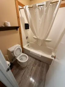 Glenview Cottages - Bathroom