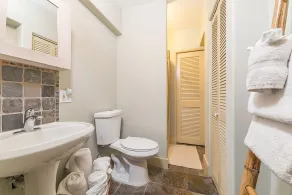 Tiki Moon Villas - Baño