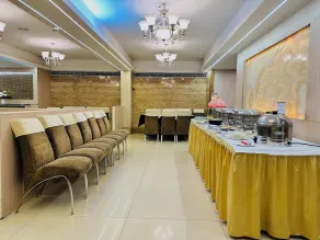 Hotel President, Pure Veg - Restaurang