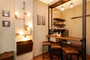 Cube Suites - Reception