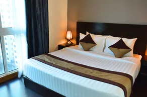 Blaire Executive Suites - Room