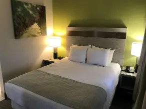 SureStay InnSuites Phoenix Hotel & Suites by Best Western - Room