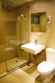 River Hotel - Salle de bain