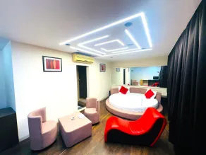 Aundh Elite Stay - Vista dalla camera