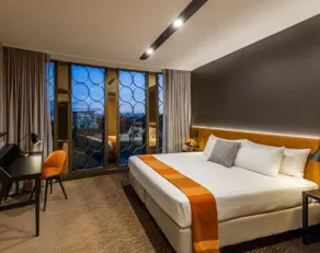 Vibe Hotel Canberra - Room