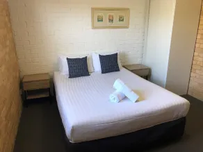 Hanbury Lodge - Room