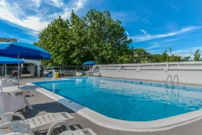 Americas Best Value Inn Hyannis - Piscine