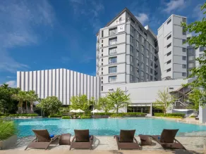 Novotel Rayong Star Convention Centre - Pool