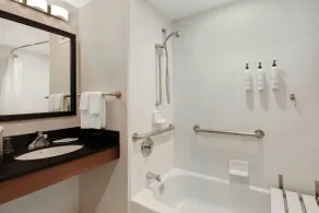 Fairfield Inn and Suites by Marriott Rochester West/Greece - Salle de bain