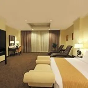 Harmoni One Convention Hotel and Service Apartments - Room