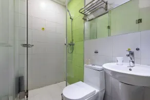 99优选酒店上海浦东金桥金京路地铁站店 - Badrum