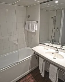 Art Hotel Paris Est - Salle de bain