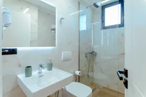 Gloal Suites & Residence - Bathroom