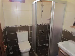 Cinderella Pension & Bungalow - Bathroom