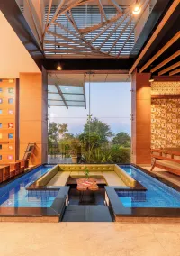 Via Lakhela Lakeview Resort & Spa - Reception