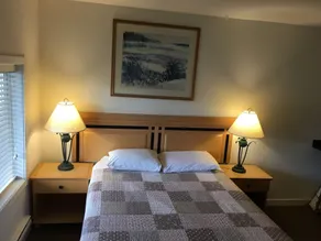 Sunset Motel - Room