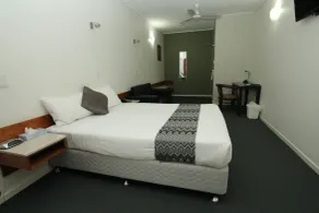 Ayr Traveller's Motel - Room