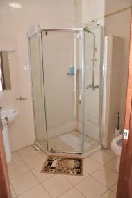 Karen View Palace - Bathroom