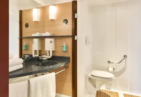 B&B HOME Paris Nord 18ème - Salle de bain