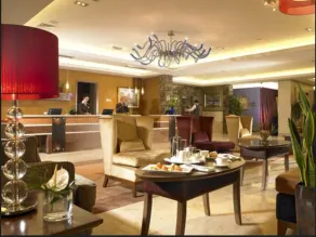 Westport Plaza Hotel, Spa & Leisure - Recepción