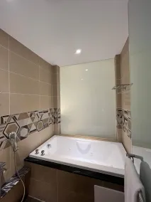 Bentley Hotel - Bathroom