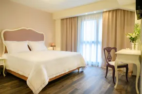 Emerald Suites - Rom