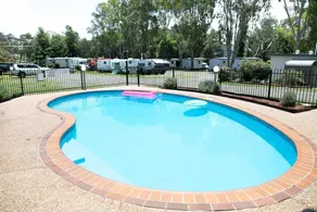 BIG4 Warwick Holiday Park - Piscina