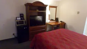 Econo Lodge Inn & Suites - Chambre