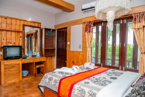 Hotel Riverside with Swimming pool - Room