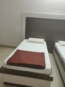 Hotel Parth Residency - Zimmer