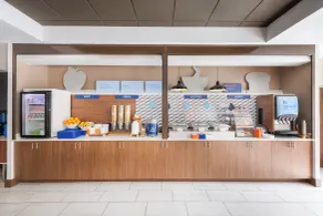Holiday Inn Express & Suites Spring Hill by IHG - Restaurant