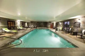 Holiday Inn Express Hotel & Suites Clinton by IHG - Pool