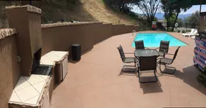 Mountain Trail Lodge and Vacation Rentals - Piscine