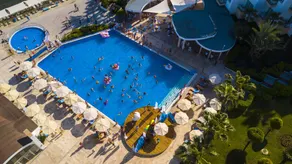 Fortezza Beach Resort - Pool