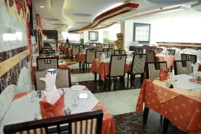 Sharjah Palace Hotel - Restaurant