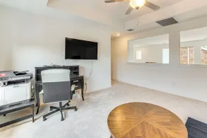 8 Mi to Celebration Station: Family Getaway! - Intérieur