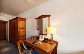 Post Hotel Mittenwald - Chambre