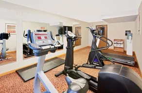 Super 8 by Wyndham Mt. Pleasant - Salle de remise en forme