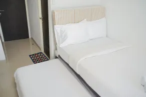 Comfy And Minimalist Studio Room At Serpong Garden Apartment - Chambre
