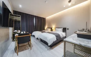 Fine Hotel - Habitación
