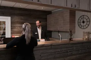 Nermo Hotel & Apartments - Inchecknings- och utcheckningsdisk