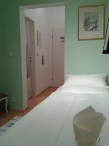 Hotel Rhein-Residenz - Room